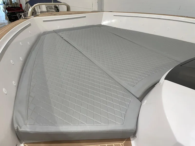 Tesoro TESORO T38 2023