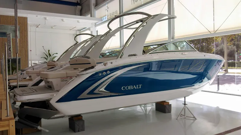 Cobalt Boats COBALT R5 SURF 2020