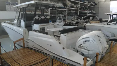 Foto del barco Jeanneau JEANNEAU CAP CAMARAT 10.5 CC 2023