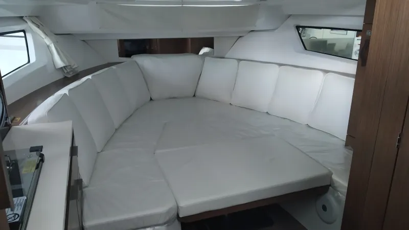 Jeanneau JEANNEAU CAP CAMARAT 10.5 WA 2024