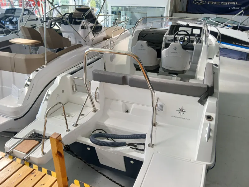 Jeanneau JEANNEAU CAP CAMARAT 6.5 WA SERIE 3 2024