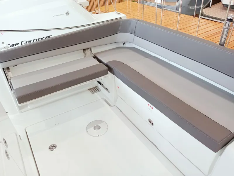 Jeanneau JEANNEAU CAP CAMARAT 9.0 CC 2024