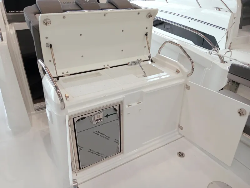 Jeanneau JEANNEAU CAP CAMARAT 9.0 CC 2024