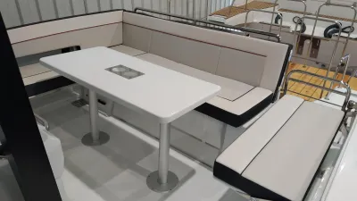 Foto del barco Jeanneau JEANNEAU CAP CAMARAT 9.0 WA SERIE 2 2025