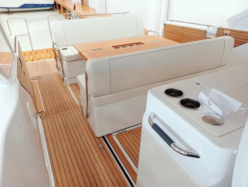 Jeanneau JEANNEAU DB 37 IB 2025