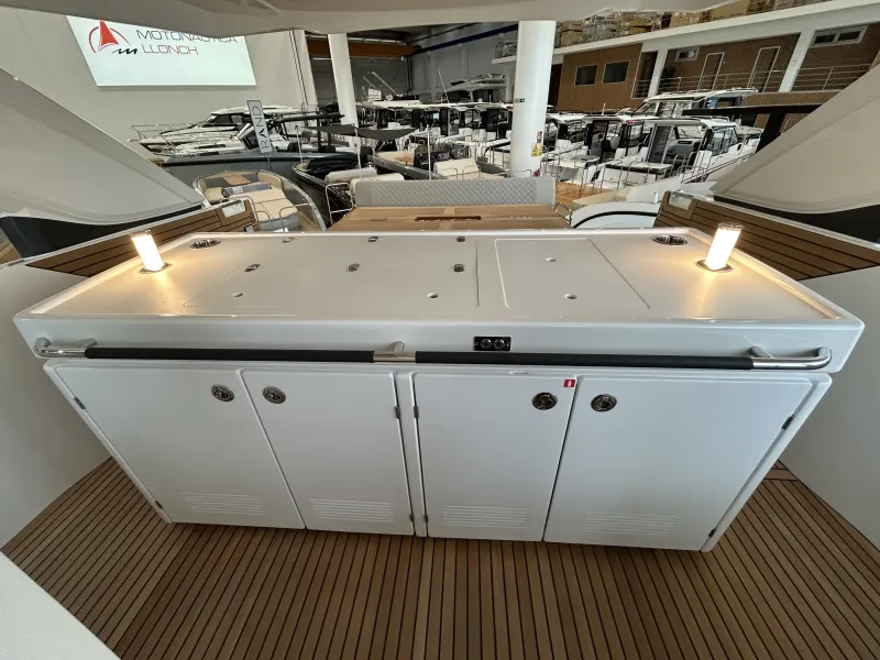 Jeanneau JEANNEAU DB 43 2025