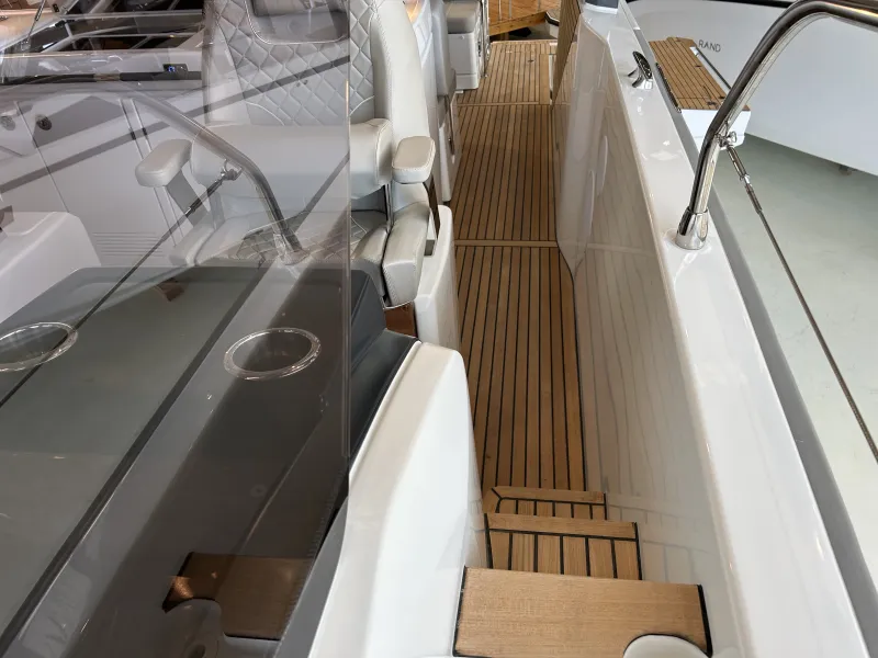 Jeanneau JEANNEAU DB 43 2025