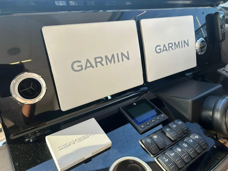 Prestige Yachts PRESTIGE 590 FLY 2023