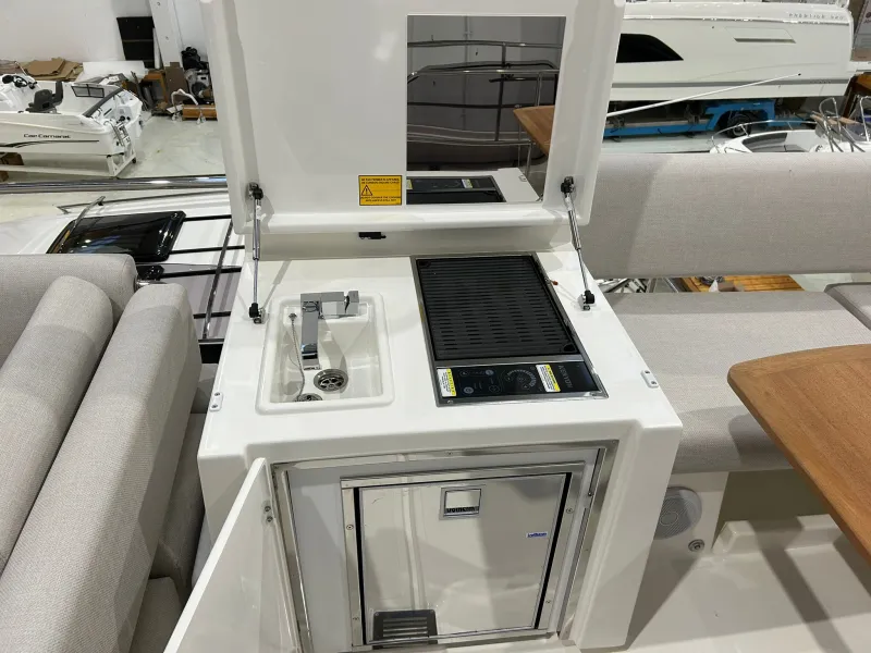 Prestige Yachts PRESTIGE F4.9 FLY 2026