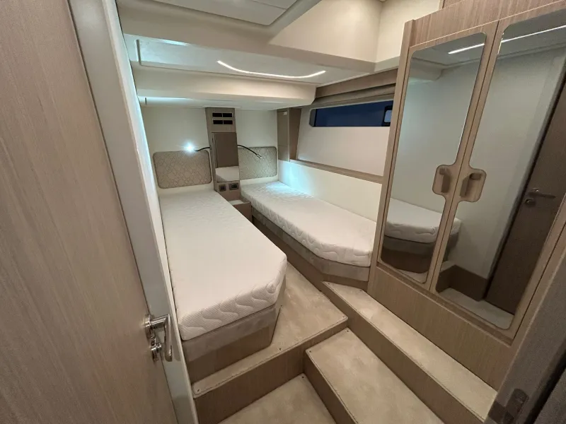 Prestige Yachts PRESTIGE F4.9 FLY 2026