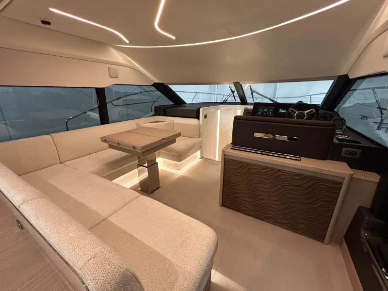 Prestige Yachts PRESTIGE F4.9 FLY 2026