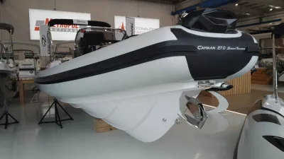Foto del barco Ranieri International RANIERI CAYMAN 27.0 SPORT TOURING 2021