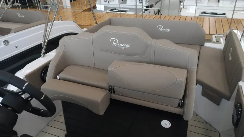 Ranieri International RANIERI CAYMAN 27.0 SPORT TOURING 2021