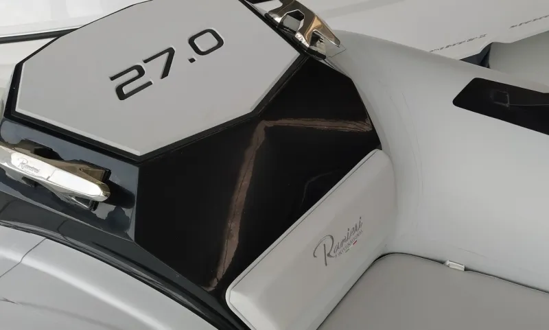 Ranieri International RANIERI CAYMAN 27.0 SPORT TOURING 2023