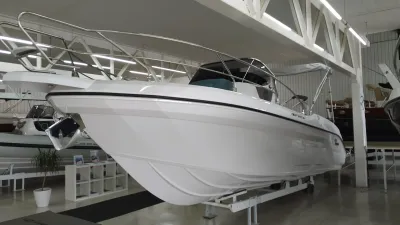 Foto del barco Ranieri International RANIERI NEXT 240 SH 2023