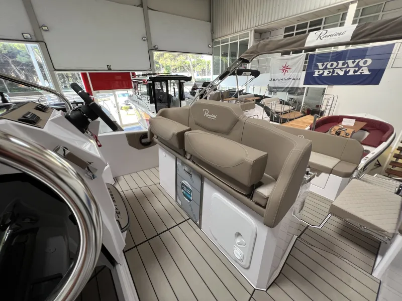 Ranieri International RANIERI NEXT 285 LX 2023