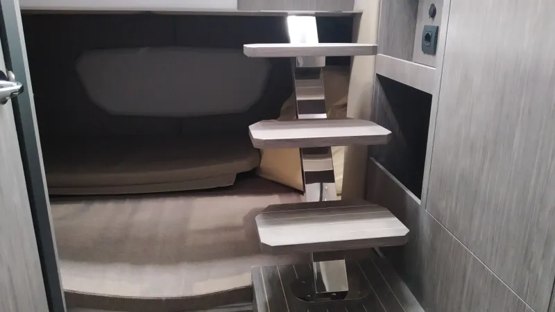 Ranieri International RANIERI NEXT 330 LX 2023