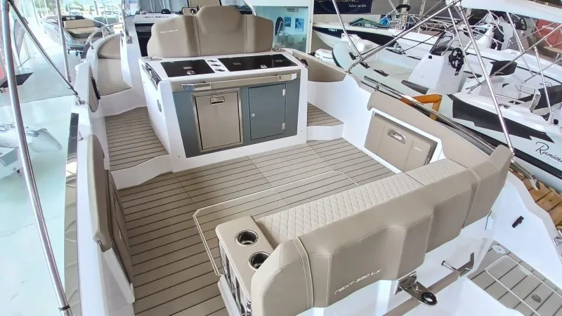 Ranieri International RANIERI NEXT 330 LX 2023