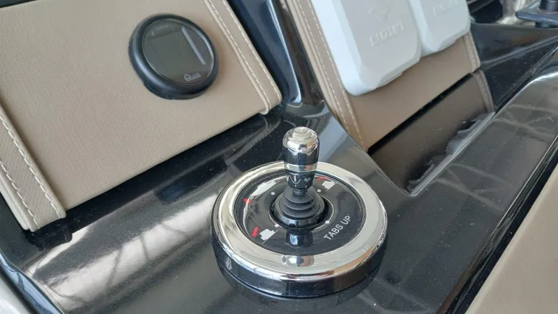 Ranieri International RANIERI NEXT 330 LX 2023