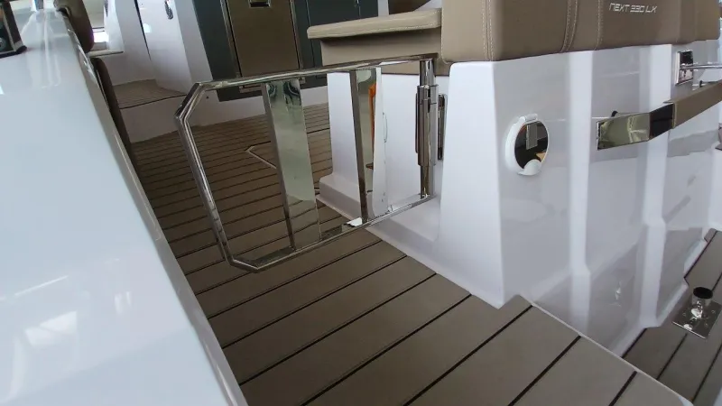 Ranieri International RANIERI NEXT 330 LX 2023