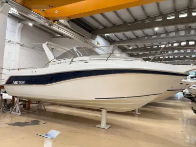 Foto del barco Faeton FAETON 780 SPORT 2002