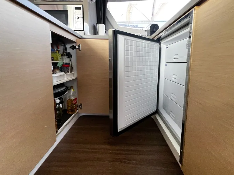 Fountaine Pajot  FOUNTAINE PAJOT HELIA 44 MAESTRO 2016