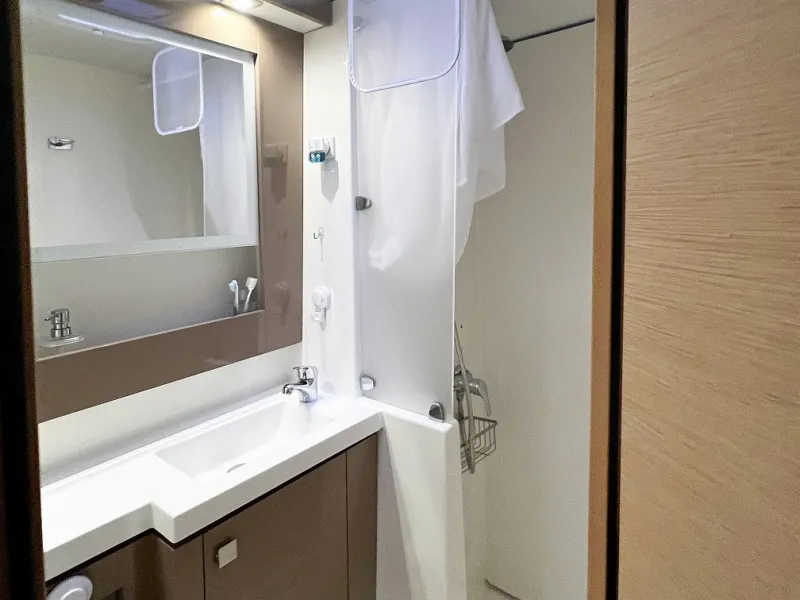 Fountaine Pajot  FOUNTAINE PAJOT HELIA 44 MAESTRO 2016