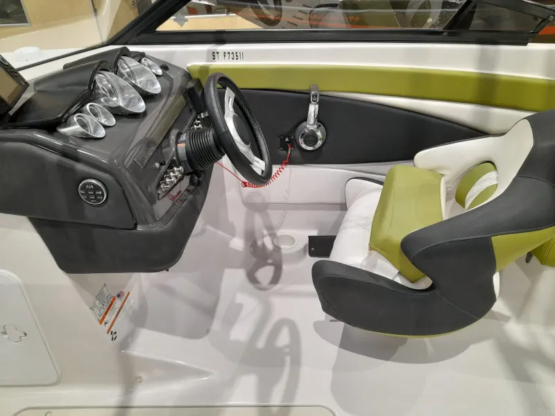 Glastron GLASTRON GTS 240 2018