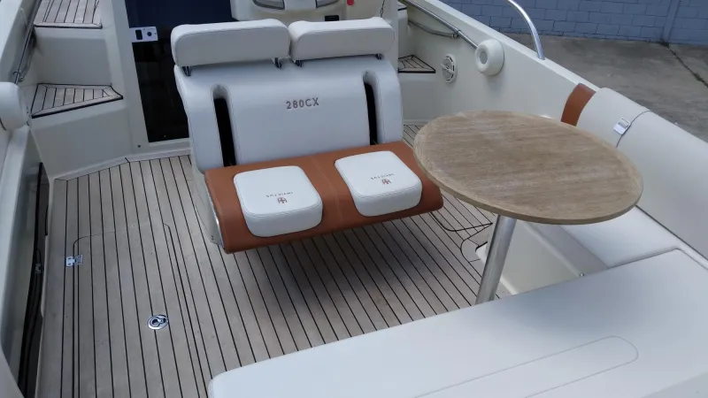 Invictus  INVICTUS 280 CX 2018