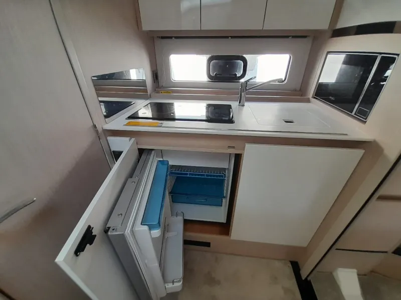 Jeanneau JEANNEAU LEADER 36 SPORTOP 2021