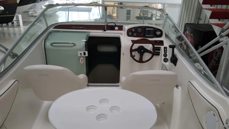 Jeanneau JEANNEAU LEADER 705 2003