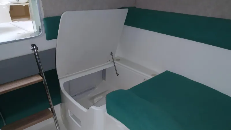 Jeanneau JEANNEAU LEADER 705 2003