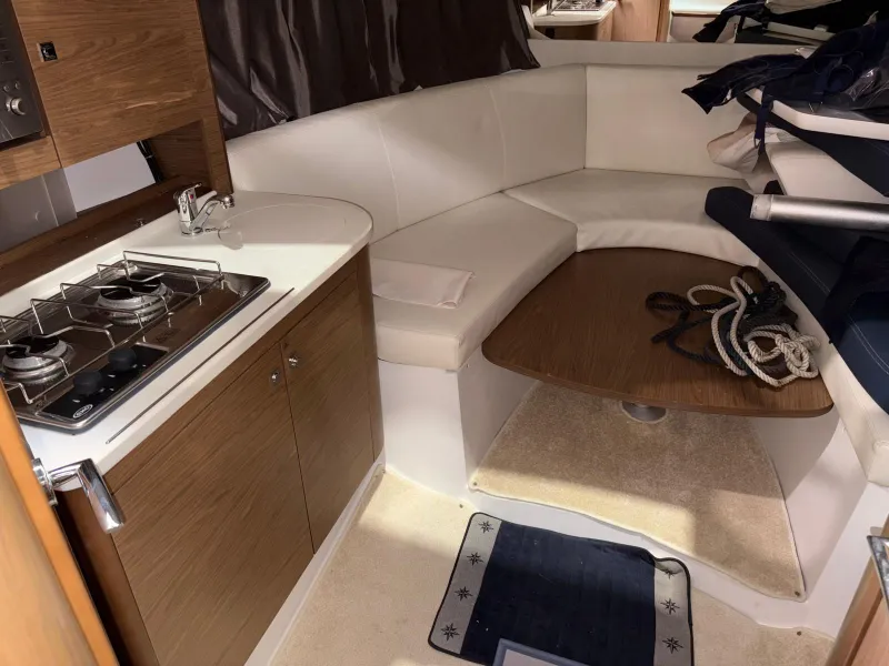 Jeanneau JEANNEAU LEADER 8 2012