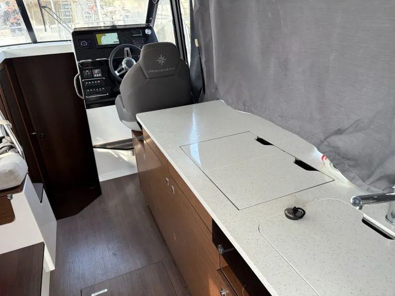 Jeanneau JEANNEAU MERRY FISHER 1095 FLY 2021