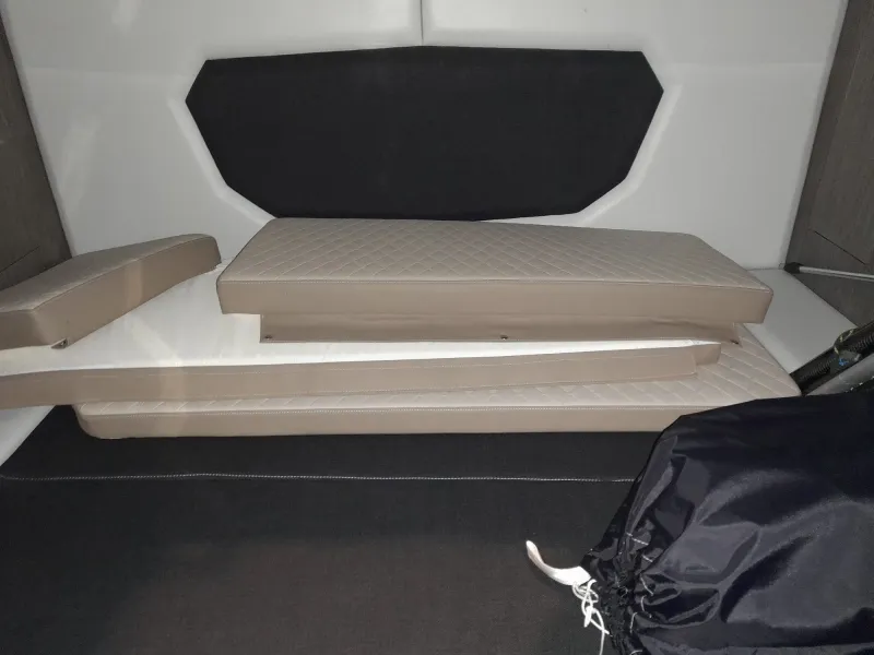 Ranieri International RANIERI NEXT 330 LX 2023