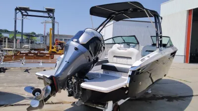 Foto del barco Regal REGAL LX2 2022