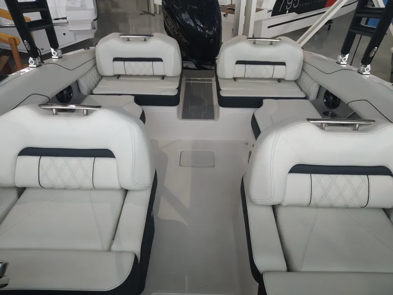 Regal REGAL LX2 2022