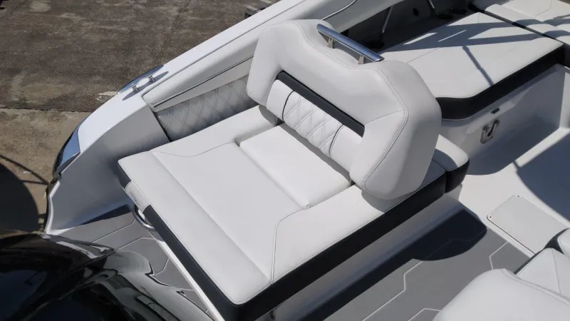 Regal REGAL LX2 2022