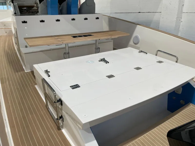 Tesoro TESORO T38 2023