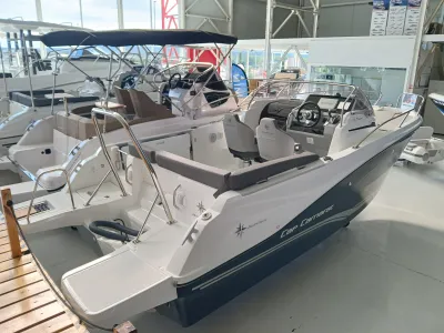 Foto del barco Jeanneau JEANNEAU CAP CAMARAT 6.5 WA SERIE 3 2024