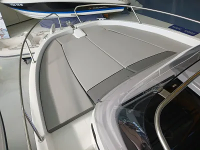 Foto del barco Jeanneau JEANNEAU CAP CAMARAT 6.5 WA SERIE 3 2024