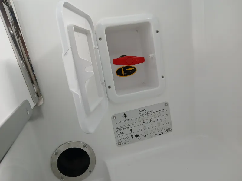 Jeanneau JEANNEAU CAP CAMARAT 6.5 WA SERIE 3 2024