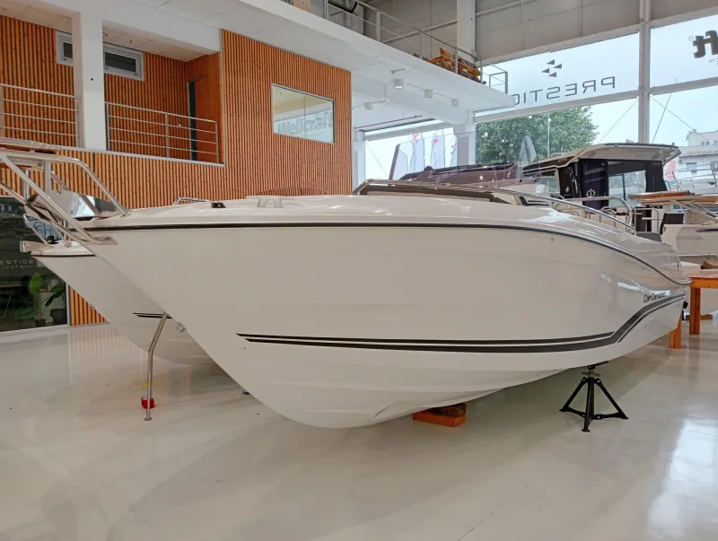 Jeanneau JEANNEAU CAP CAMARAT 7.5 CC SERIE 3 2024
