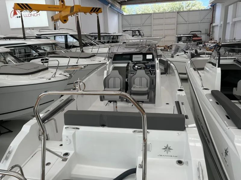 Jeanneau JEANNEAU CAP CAMARAT 7.5 CC SERIE 3 2024