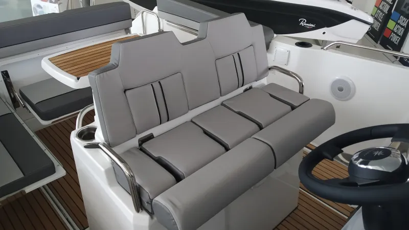 Jeanneau JEANNEAU CAP CAMARAT 7.5 CC SERIE 3 2024