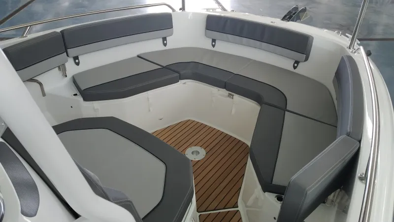 Jeanneau JEANNEAU CAP CAMARAT 7.5 CC SERIE 3 2024