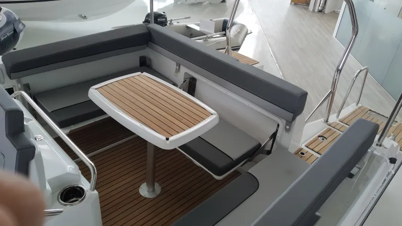 Jeanneau JEANNEAU CAP CAMARAT 7.5 CC SERIE 3 2024