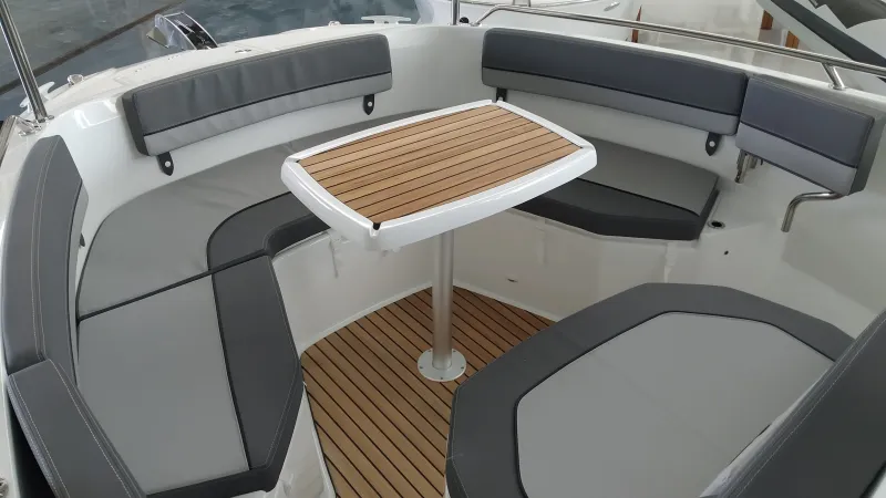 Jeanneau JEANNEAU CAP CAMARAT 7.5 CC SERIE 3 2024