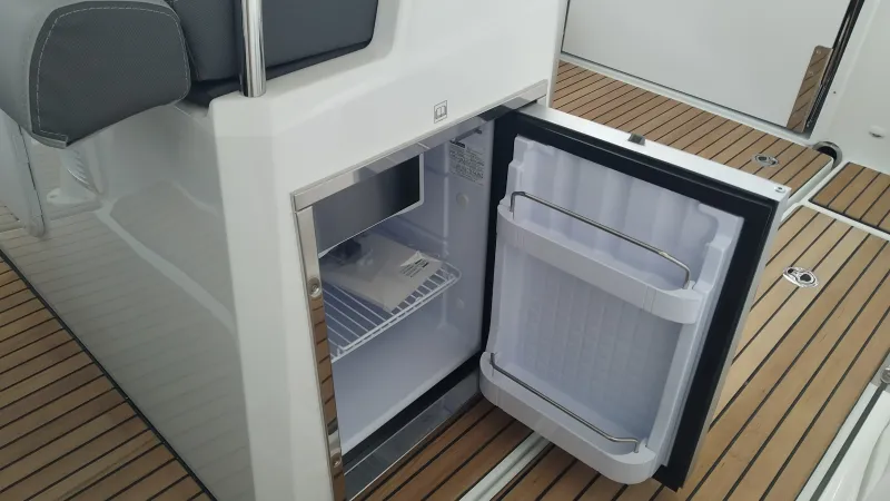 Jeanneau JEANNEAU CAP CAMARAT 7.5 CC SERIE 3 2024