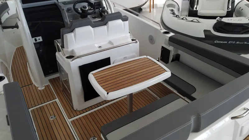 Jeanneau JEANNEAU CAP CAMARAT 7.5 CC SERIE 3 2024